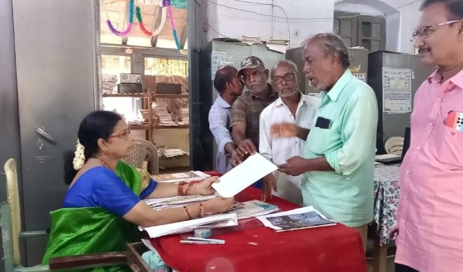 అధిక ధరలు తగ్గించాలని వినతి
