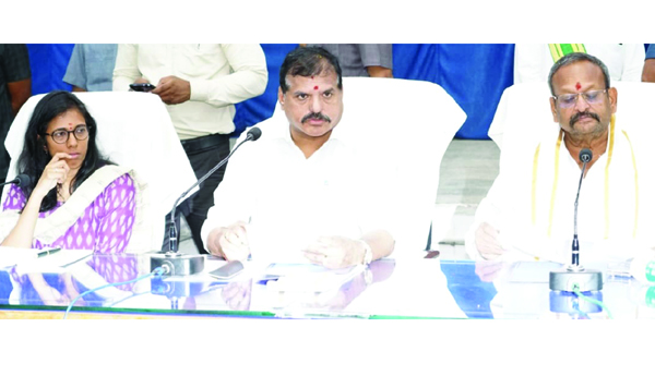  గతం కంటే మిన్నగా పైడితల్లమ్మ పండగ