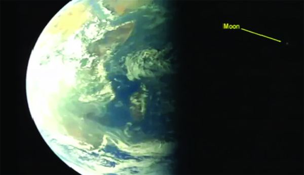 Earth-Moon-in-One-Frame-Aditya-L-1-Selfie