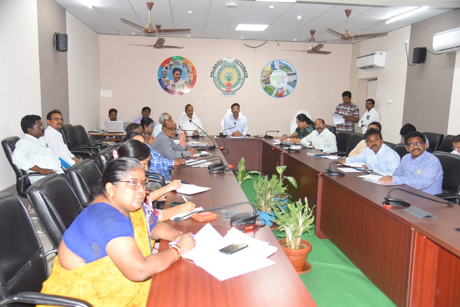 జగనన్న సురక్ష ప్రణాళికలు సిద్ధం చేయాలి