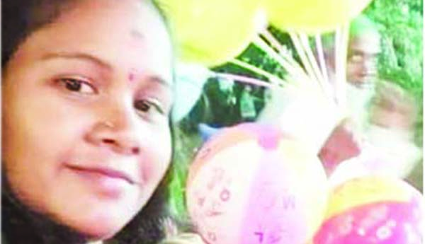 పిల్లలకు విషమిచ్చి..తానూ తీసుకొని