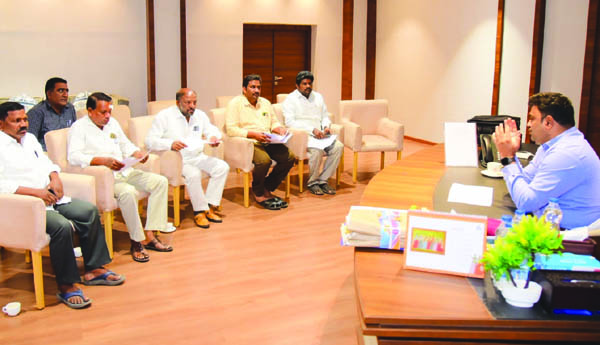 పకడ్బందీగా ఓటర్ల సవరణ జాబితా సర్వే