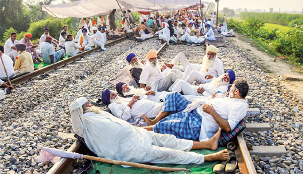 Peasants-Movement-in-Punjab-Blockade-of-rail-road-lines
