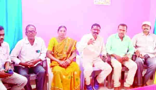 నిర్వాసితులను ఇబ్బందులకు గురి చేయడం తగదు