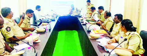 జిల్లా సెబ్‌ నోడల్‌ అధికారి రాజేంద్ర