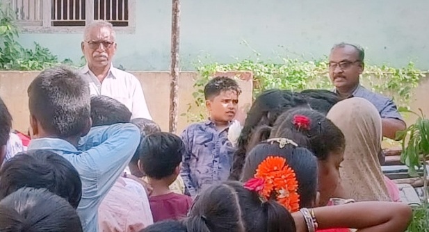 సులభతరహా బోధన అందించాలి