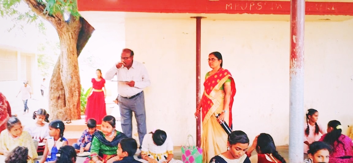 హాజరు సంఖ్యతో భోజనం తయారుచేయాలి