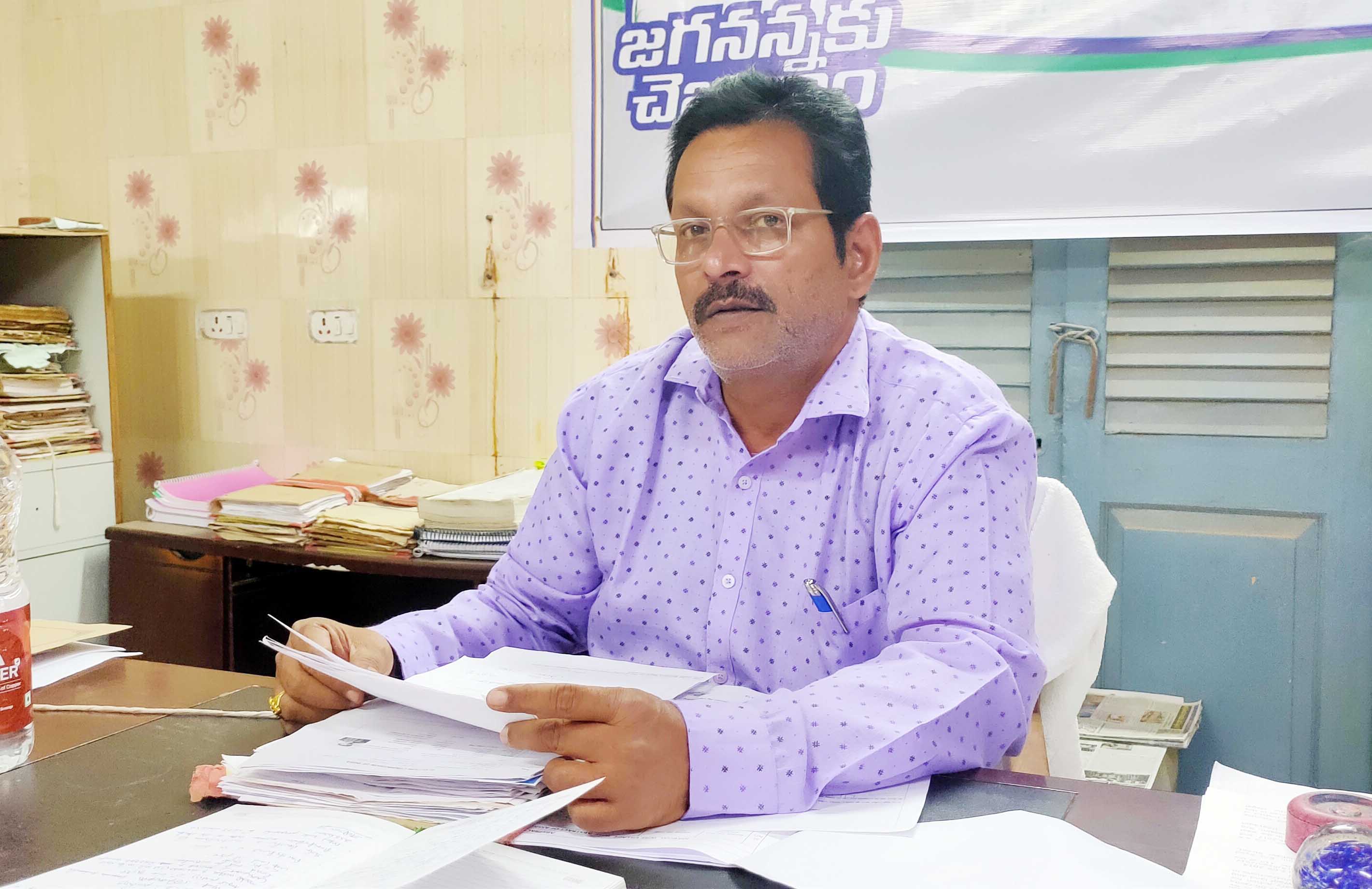 రెవెన్యూ రికార్డుల ప్రకారమే రిజిస్ట్రేషన్లు