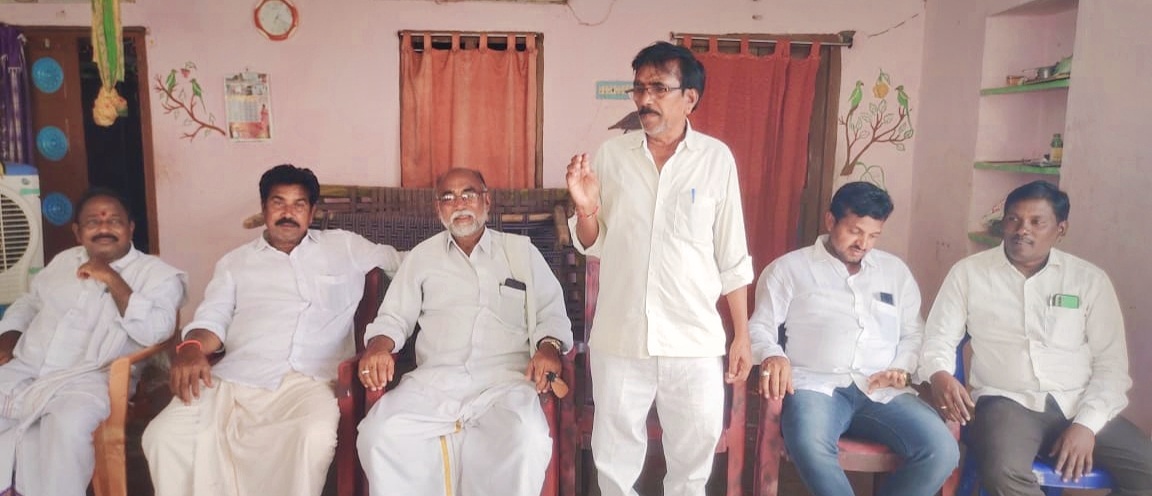 వలంటీర్లు, గృహసారథులు కలిసి పనిచేయాలి