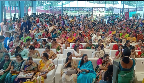 Mahila Utsav 2023 with enthusiasm.. Impressive stall