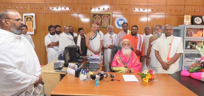 శ్రీ వేంకటేశ్వర వేద విశ్వవిద్యాలయం రెగ్యులర్‌ విసిగా ఆచార్య రాణీ సదాశివమూర్తి