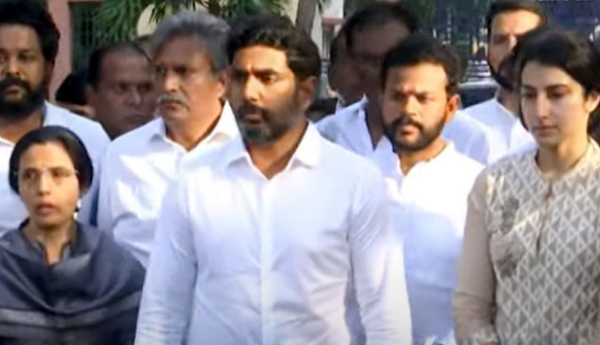 తప్పులు బయటపెట్టినందుకే చంద్రబాబు అరెస్టు : లోకేశ్‌