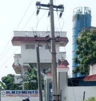 బిఎల్‌ఎం సిమెంట్‌ కంపెనీలో పరస్పర దాడులు