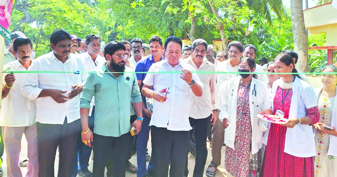 గ్రామాభివృద్ధికి వంశీకృష్ణంరాజు సేవలు అమోఘం