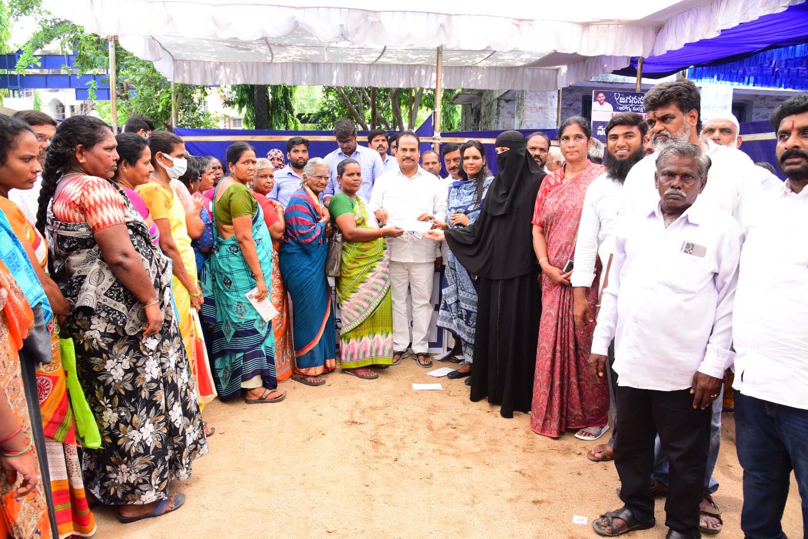 ప్రజారోగ్యమే జగనన్న ఆరోగ్య సురక్ష లక్ష్యం : ఎంఎల్‌ఎ