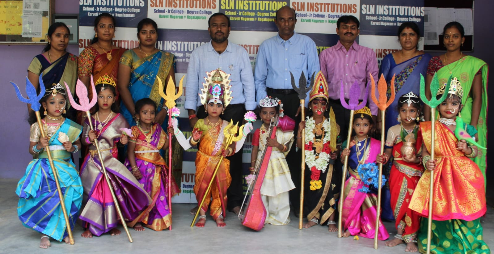 ఘనంగా దసరా వేడుకలు