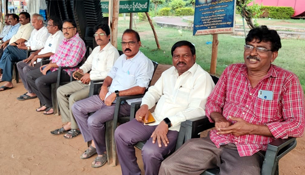 ప్రయివేటీకరణతో రిజర్వేషన్లకు ముప్పు - స్టీల్‌ప్లాంట్‌ ఎస్‌సి, ఎస్‌టి అసోసియేషన్‌