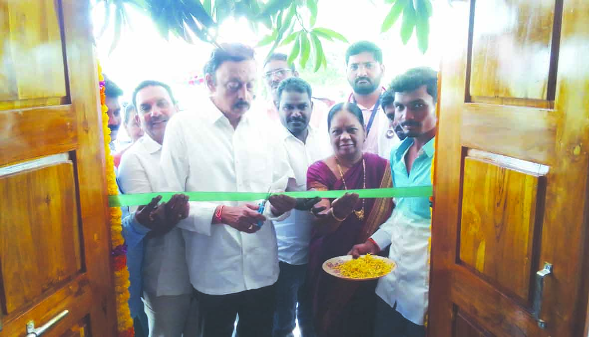 లోపూడిలో వెల్‌నెస్‌ సెంటర్‌ ప్రారంభం