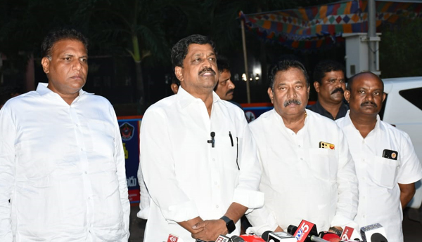  కృష్ణా జలాల కేటాయింపులపై పోరాడతాం - పిఎసి కమిటీ చైర్మన్‌ పయ్యావుల కేశవ్‌