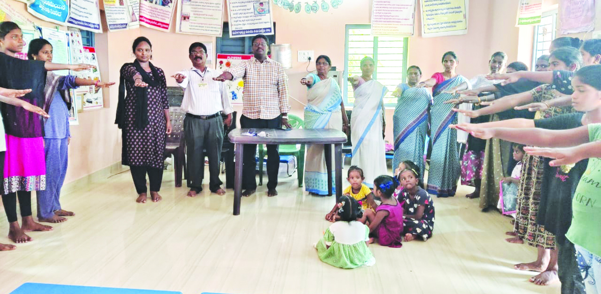 బాల్య వివాహాల నిర్మూలనకు సహకారం అందించాలి