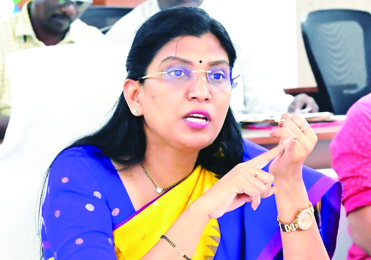 సచివాలయాల్లో డిస్‌ప్లే బోర్డులు ఏర్పాటు చేయాలి