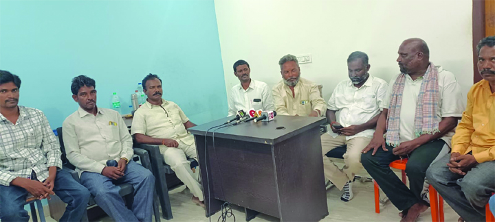 రేపు శెట్టిపల్లె భూములకు ప్రొసీడింగ్‌ ఆర్డర్స్‌ దశాబ్దాల కల నెరవేరింది: గ్రామస్తులు