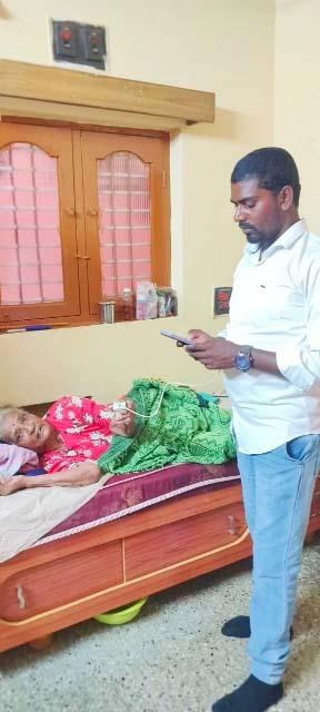 మానవత్వం చాటిన వాలంటీరు