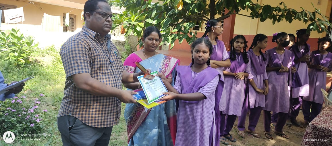 విద్యార్థులు పరిశుభ్రత పాటించాలి