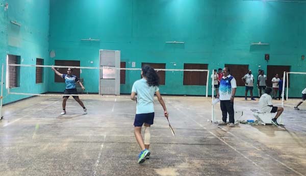 ఉత్సాహంగా అండర్‌ 19 బ్యాడ్మింటన్‌ పోటీలు