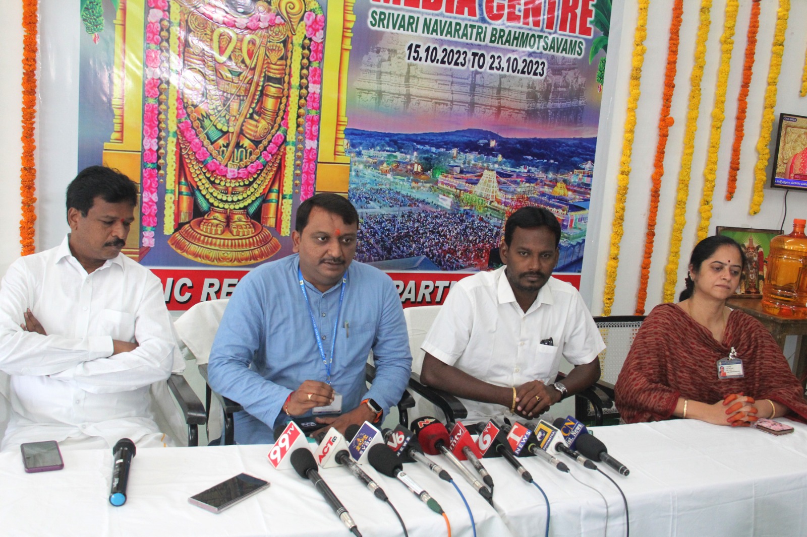 టిటిడి ఐటి జనరల్‌ మేనేజర్‌ సందీప్‌ రెడ్డి