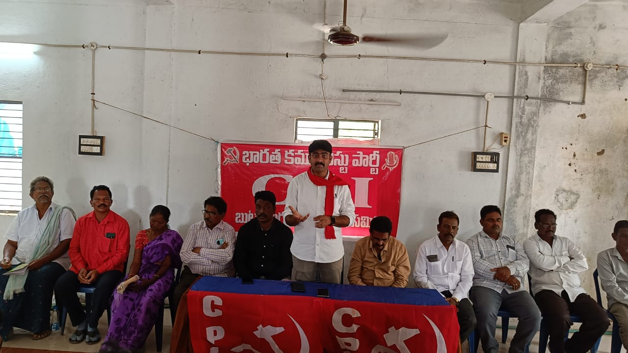 మత రాజకీయాలను ప్రోత్సహిస్తున్న మోడీ : సిపిఐ