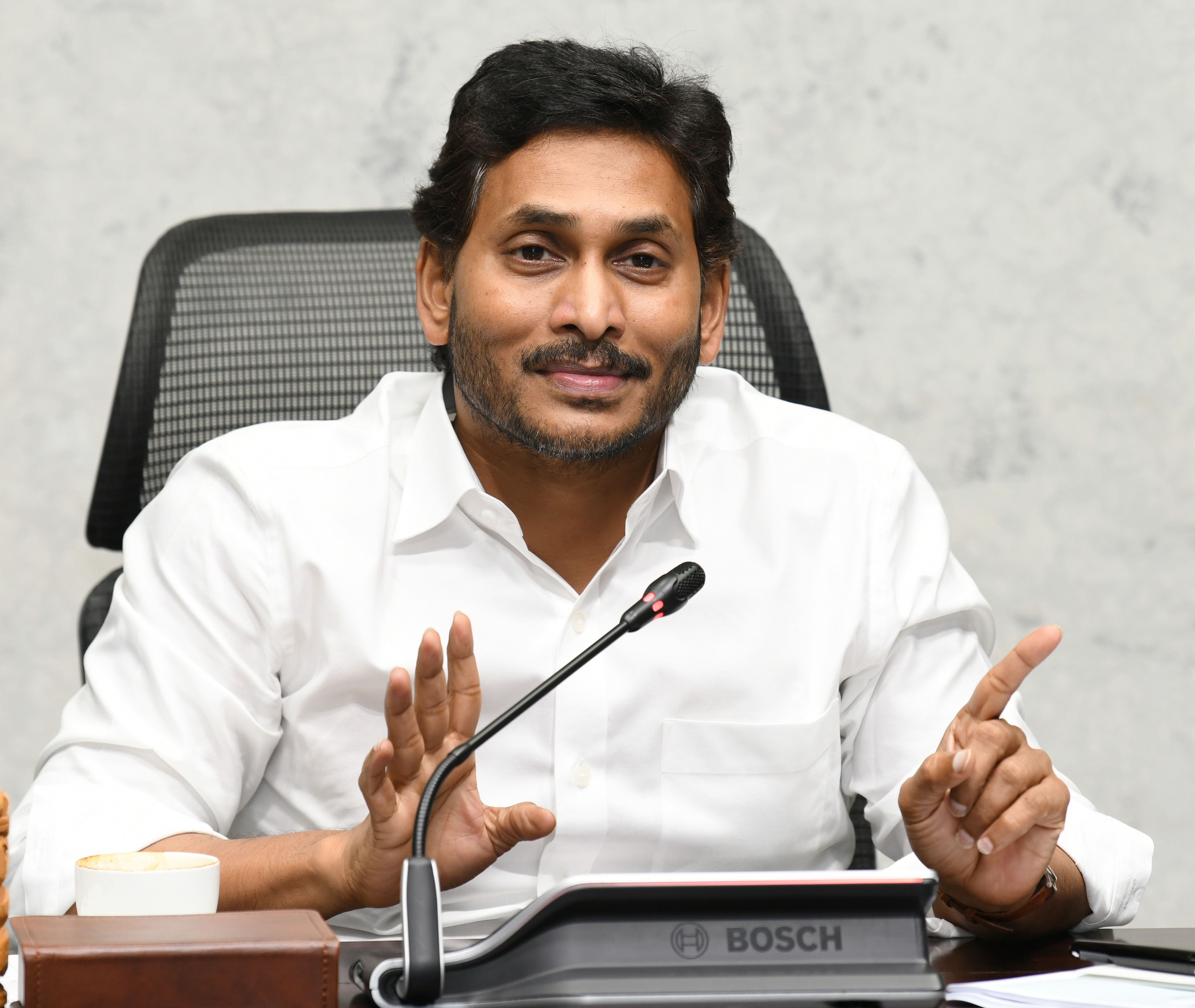 రక్తహీనత బాధితులకు పౌష్టికాహారం