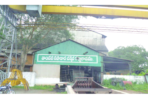 బకాయిలు రాక కష్టాల తాండవం