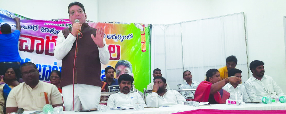 'సంచార జాతుల వారు సొసైటీలుగా ఏర్పడాలి'