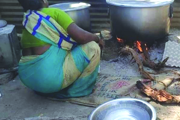 వేతనం పెంచేదెపుడు జగనన్నా..?