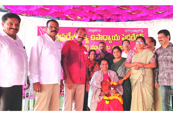 చారిత్రక సాక్ష్యాలుగా యుటిఎఫ్‌ నివేదికలు