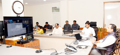 విసిలో పాల్గొన్న కలెక్టర్‌, జెసి, డిఆర్‌ఒ