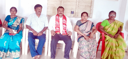 విలేకర్ల సమావేశంలో మాట్లాడుతున్న ఎ. రామాంజులు