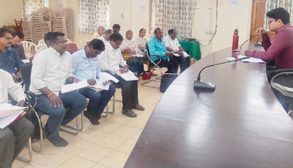 ఓటరు జాబితా పెండింగ్‌ పనులు పూర్తి చేయాలి