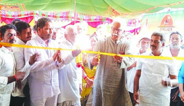 పరిశ్రమలతోనే ఉపాధి అవకాశాలు