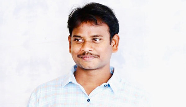 పొన్నూరి భరత్ కు పీహెచ్‌డీ ప్రధానం