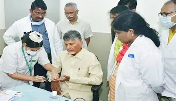 Chandrababu-Dehydration-The-news-is-not-true-Prisons-Department-DIG-Ravi-Kiran
