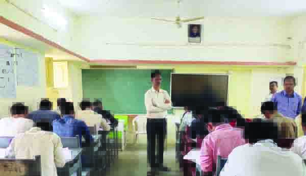 సివిల్స్‌ రెండవ దశ పరీక్షకు 503మంది హాజరు