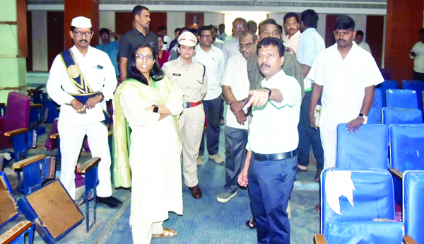 ఉత్సవాల్లో అదనపు ఆకర్షణలు