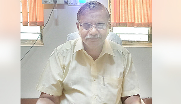 హార్టీకల్చర్‌ జిల్లా డిప్యూటీ డైరెక్టర్‌ ఐజె మైఖేల్‌రాజీవ్‌