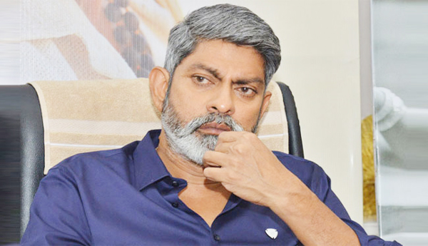 He-brought-trouble-in-the-name-of-fandom-Jagapathi-Babu