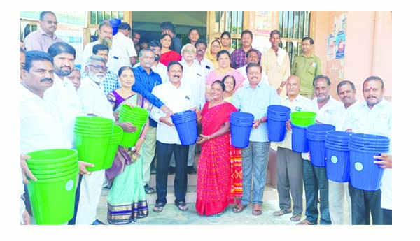 పరిసరాలను పరిశుభ్రంగా ఉంచండి