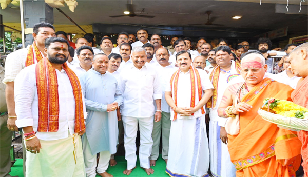 Minister-Karumuri-Nageswara-Rao-visited-Durgamma