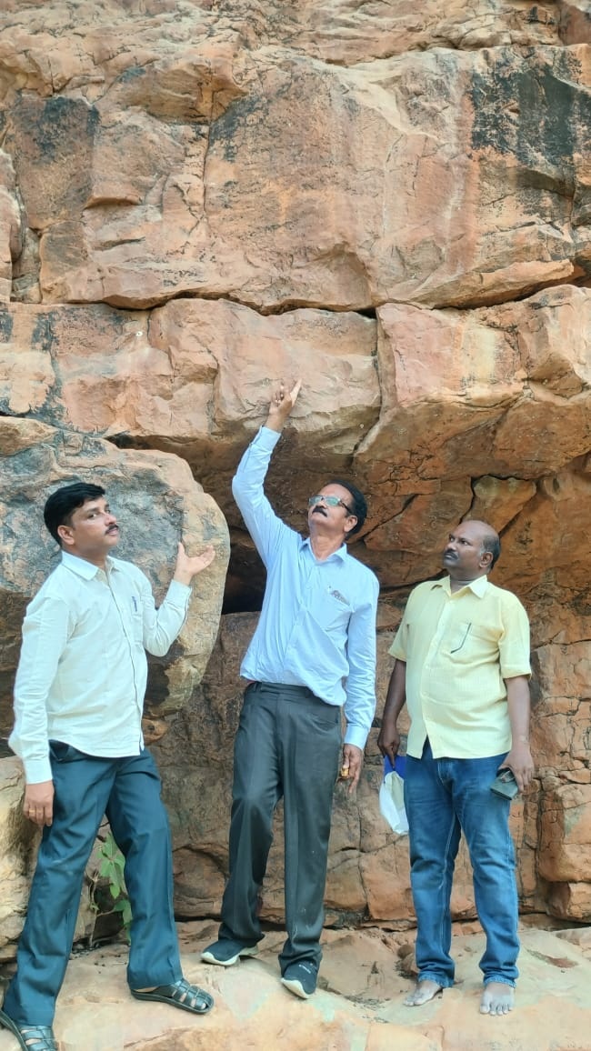 కొప్పునూరులో 4 వేల ఏళ్లనాటి చిత్రకళ