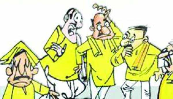 కష్టంలోనూ కలవని మనసులు